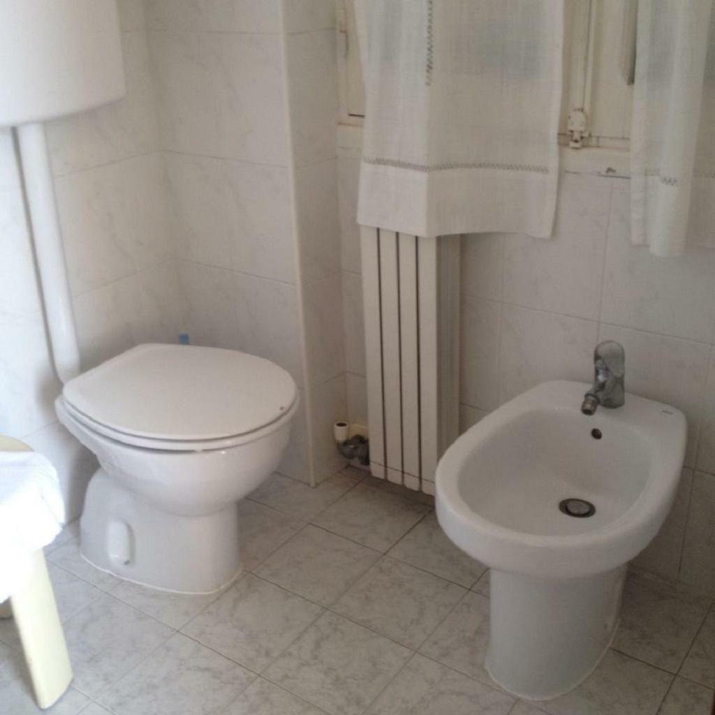 Hotel La Milanese Pietra Ligure Eksteriør billede