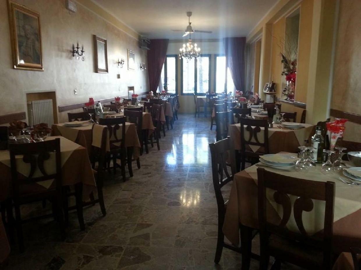 Hotel La Milanese Pietra Ligure Eksteriør billede