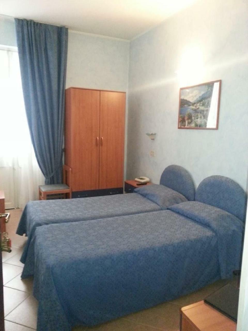 Hotel La Milanese Pietra Ligure Eksteriør billede
