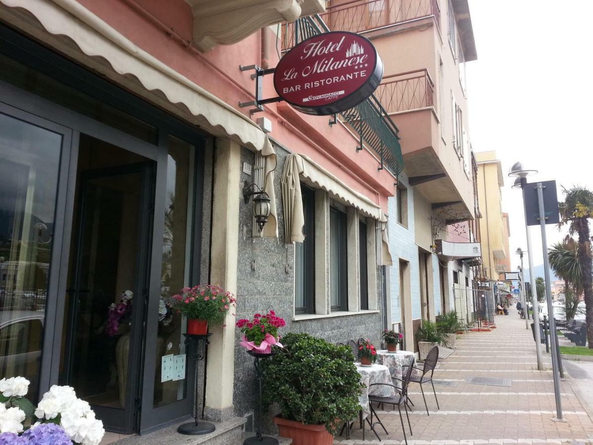 Hotel La Milanese Pietra Ligure Eksteriør billede
